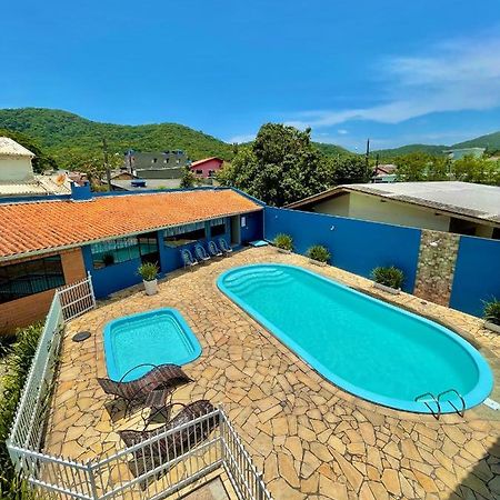 Encanto Parque Pousada Пенья Экстерьер фото